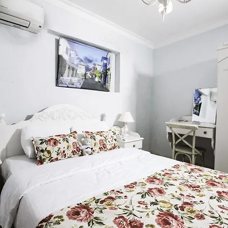 The White Hotel 2*